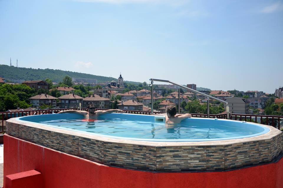 Hotel Sviștov Exterior foto